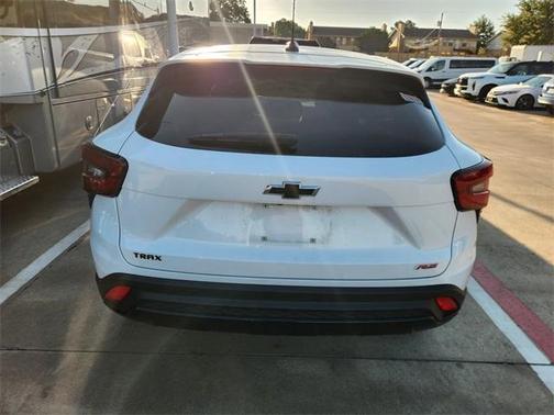 Summit White 2024 Chevrolet Trax 1RS