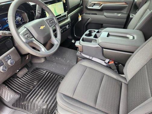 2025 Chevrolet Silverado 3500 LT