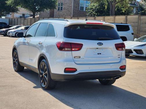 Snow White Pearl 2020 Kia Sorento S