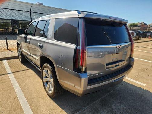 2018 Cadillac Escalade Platinum