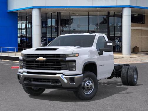 2026 Chevrolet Silverado 3500 WT