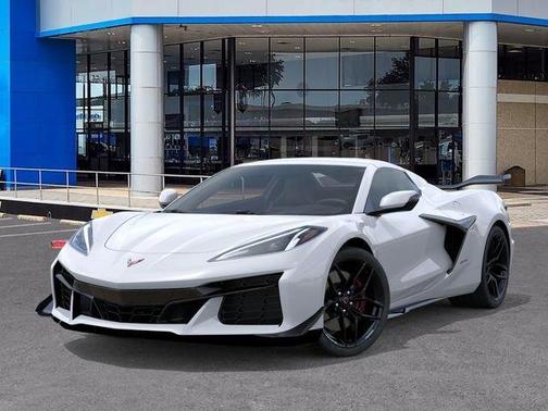 Arctic White 2026 Chevrolet Corvette Z06