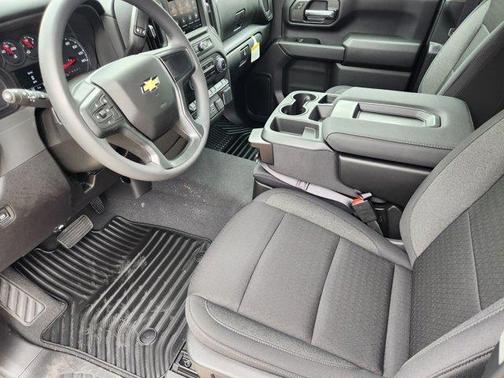 2025 Chevrolet Silverado 2500 Custom