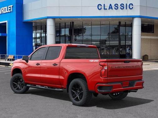 2025 Chevrolet Silverado 1500 Custom
