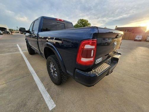 Patriot Blue Pearlcoat 2022 RAM 2500 Longhorn