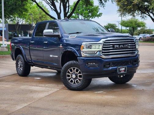 Patriot Blue Pearlcoat 2022 RAM 2500 Longhorn