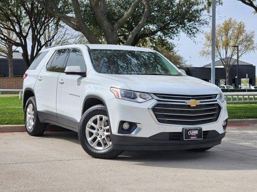 2020 Chevrolet Traverse LT Cloth