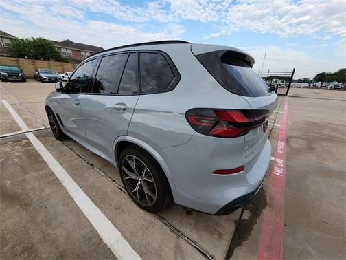 Brooklyn Gray Metallic 2024 BMW X5 xDrive40i