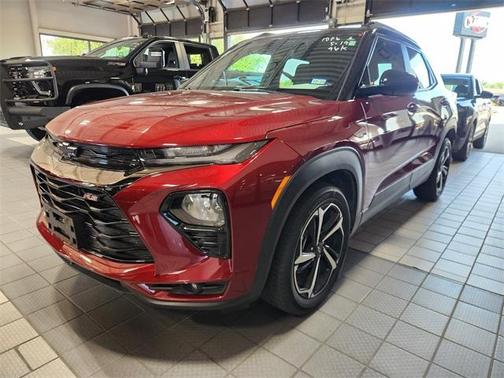 Crimson Metallic 2022 Chevrolet Trailblazer RS