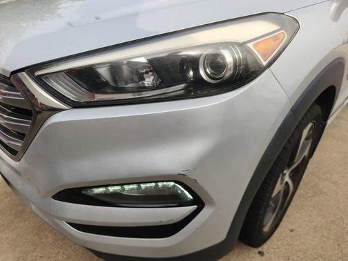 Molten Silver 2018 Hyundai TUCSON Limited