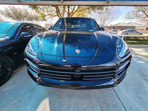 2022 Porsche Cayenne Platinum Edition