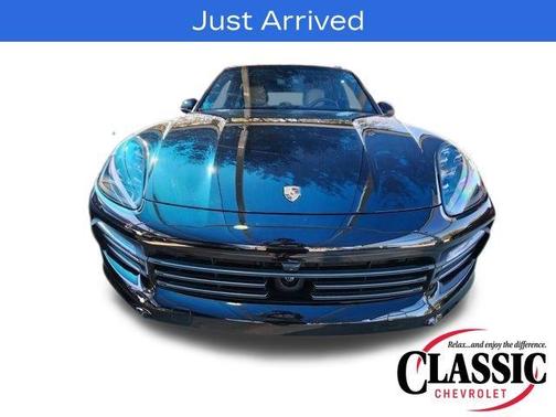 2022 Porsche Cayenne Platinum Edition