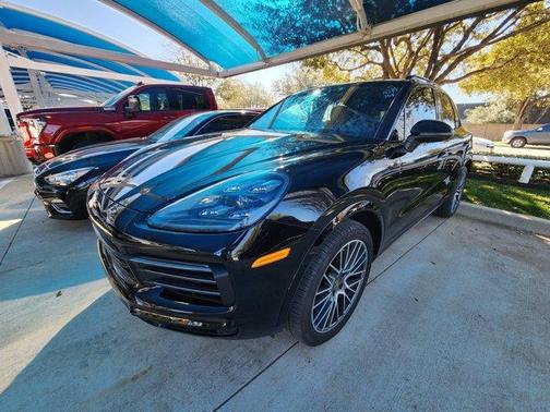 2022 Porsche Cayenne Platinum Edition