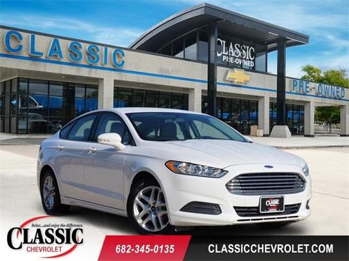 Oxford White 2014 Ford Fusion SE