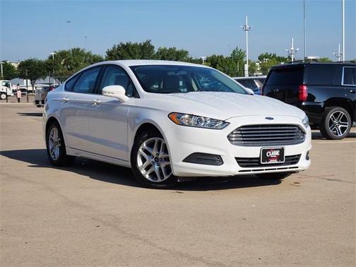 Oxford White 2014 Ford Fusion SE