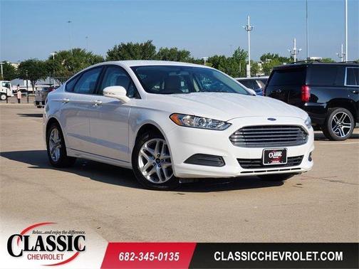 Oxford White 2014 Ford Fusion SE