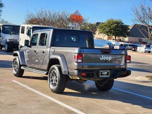 2021 Jeep Gladiator Overland