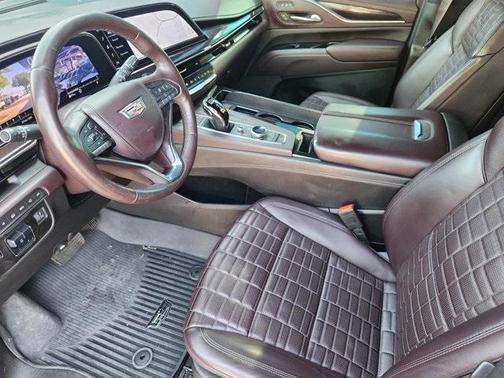 2022 Cadillac Escalade Sport Platinum
