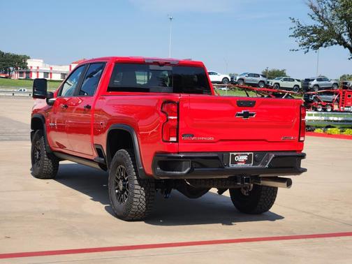 2025 Chevrolet Silverado 2500 ZR2