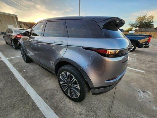 2024 Land Rover Range Rover Evoque Dynamic SE