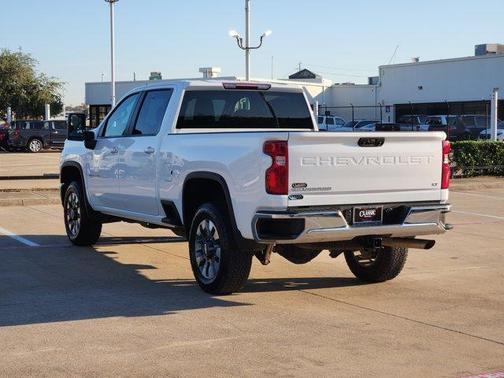 2024 Chevrolet Silverado 2500 LT