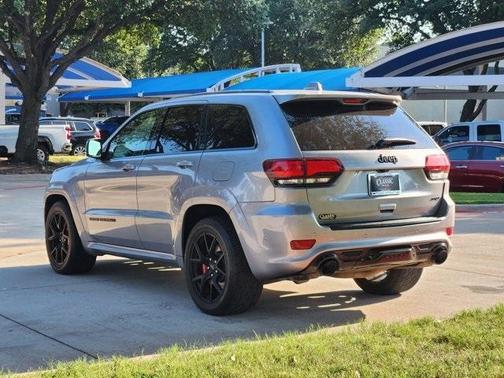 2020 Jeep Grand Cherokee SRT