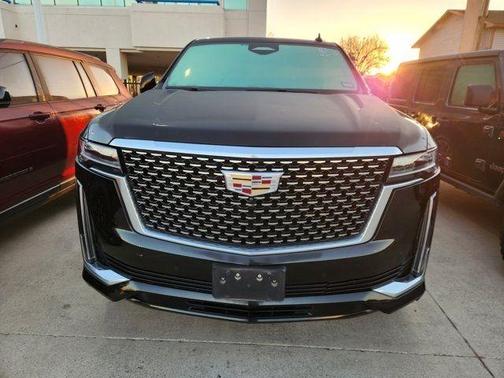 2023 Cadillac Escalade Luxury