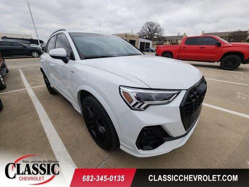 2024 Audi Q3 45 S line Premium