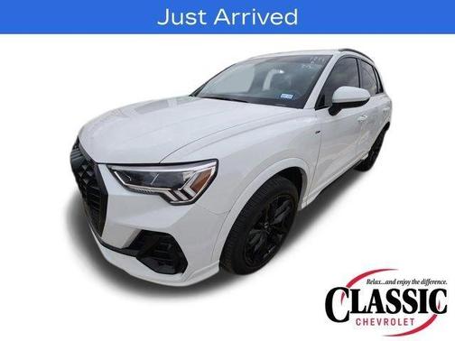 2024 Audi Q3 45 S line Premium