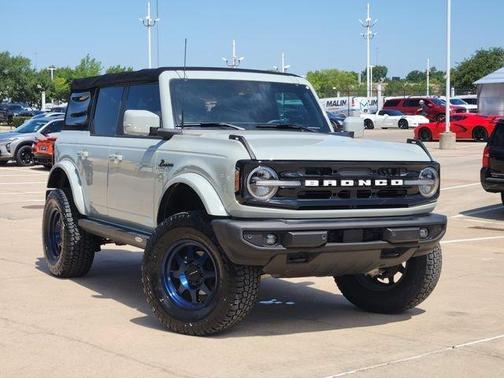 Cactus 2021 Ford Bronco Outer Banks