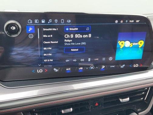 2025 Chevrolet Suburban RST