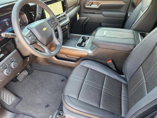 2026 Chevrolet Silverado 3500 High Country