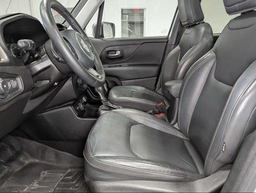 Alpine White Clearcoat 2019 Jeep Renegade Limited