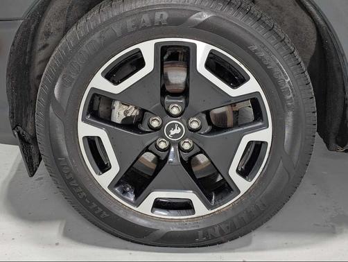 Velocity Blue Metallic 2022 Ford Bronco Sport Outer Banks