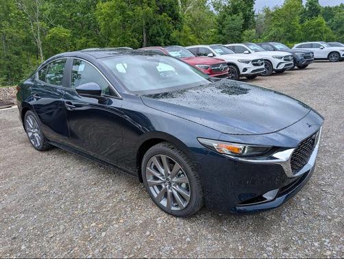42M/ 2026 Mazda Mazda3 FWD w/Preferred Package
