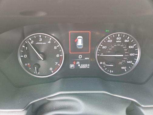 Crystal White Pearl 2025 Subaru Outback Onyx Edition