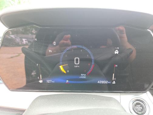 Mosaic Black Metallic 2025 Chevrolet Trax LT