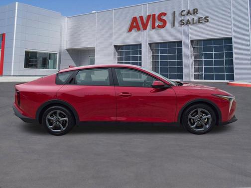 Currant Red 2025 Kia K4 LXS