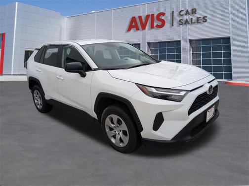 2025 Toyota RAV4 LE