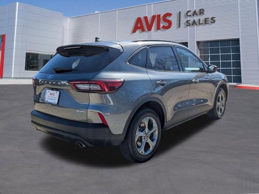 2025 Ford Escape ST-Line