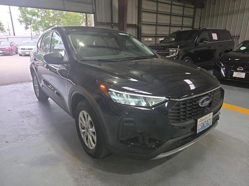 Black Metallic 2025 Ford Escape Active