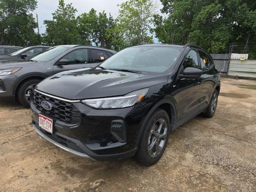 Black Metallic 2025 Ford Escape ST-Line