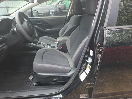 Crystal Black Silica 2025 Subaru Crosstrek Premium