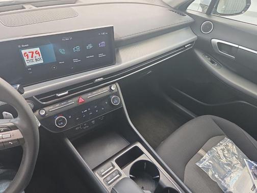 Aero Silver 2025 Hyundai SONATA SEL