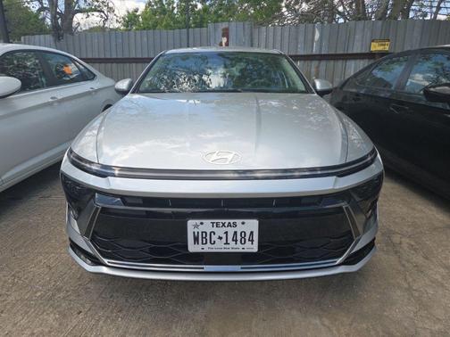 Aero Silver 2025 Hyundai SONATA SEL