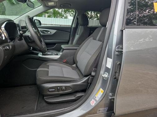 Sterling Gray Metallic 2025 Chevrolet Blazer 2LT