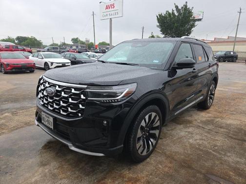 Black Metallic 2025 Ford Explorer Platinum