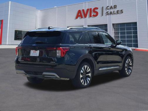 Black Metallic 2025 Ford Explorer Platinum