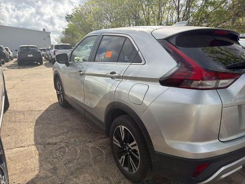 Alloy Silver Metallic 2025 Mitsubishi Eclipse Cross SE