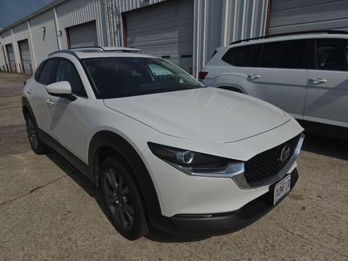 Snowflake White Pearl Mica 2025 Mazda CX-30 2.5 S Preferred Package